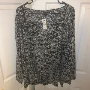 NWT Lane Bryant Top 28w- Black Polka Dot
